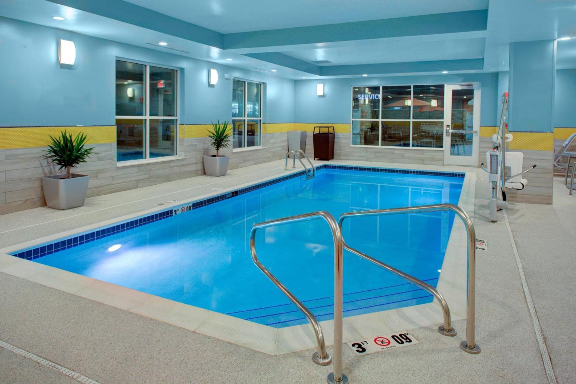 Towneplace Suites By Marriott Parkersburg Ngoại thất bức ảnh